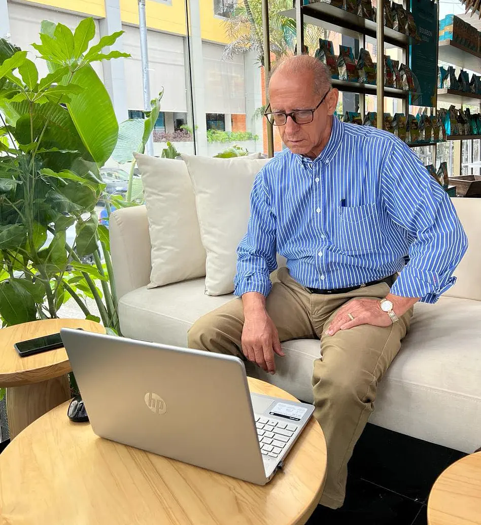 WES Agencia de Seguros William Echeverry 1 • Sobre Nosotros WES Agencia de Seguros William Echeverry 1 • Sobre Nosotros